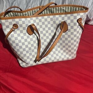 Stylish Checkered Tote Bag - Brown and Cream